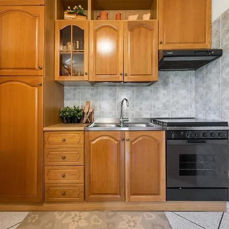 Lidia Vicino Al Mare * سولاناس